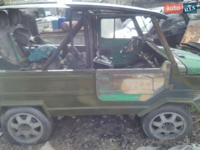 Зеленый ЛуАЗ 969 Волинь, объемом двигателя 1.5 л и пробегом 85 тыс. км за 1300 $, фото 6 на Automoto.ua