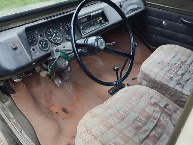 Зеленый ЛуАЗ 969 Волинь, объемом двигателя 0 л и пробегом 136 тыс. км за 1100 $, фото 5 на Automoto.ua