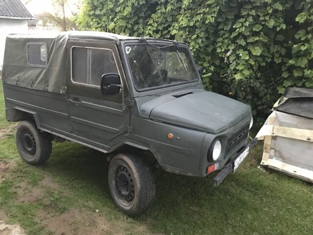 Зеленый ЛуАЗ 969 Волинь, объемом двигателя 1 л и пробегом 555 тыс. км за 1400 $, фото 2 на Automoto.ua