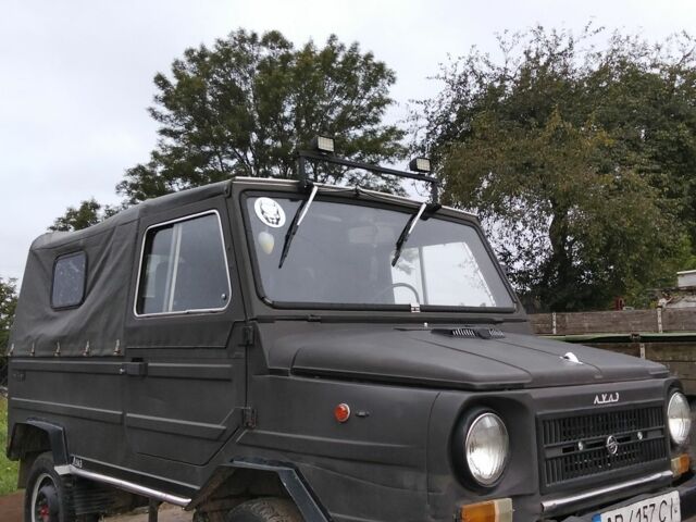 ЛуАЗ 969 Волинь 1990 у Вінниці на Automoto.ua Зелений ЛуАЗ 969 Волинь, об'ємом двигуна 1.2 л та пробігом 153 тис. км за 1100 $, фото 3 на Automoto.ua