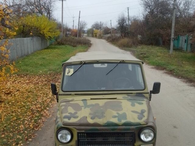 Зеленый ЛуАЗ 969 Волинь, объемом двигателя 1.3 л и пробегом 40 тыс. км за 900 $, фото 6 на Automoto.ua
