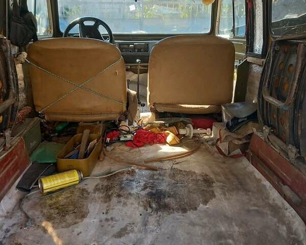Зелений ЛуАЗ 969 Волинь, об'ємом двигуна 1.2 л та пробігом 12 тис. км за 1700 $, фото 2 на Automoto.ua