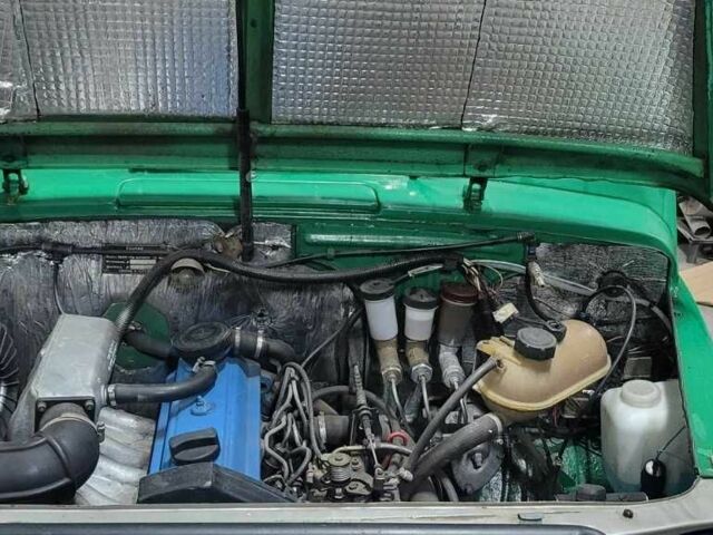 Зеленый ЛуАЗ 969 Волинь, объемом двигателя 2 л и пробегом 1000 тыс. км за 5000 $, фото 2 на Automoto.ua