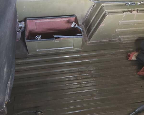 Зелений ЛуАЗ 969 Волинь, об'ємом двигуна 1.1 л та пробігом 13 тис. км за 2850 $, фото 13 на Automoto.ua