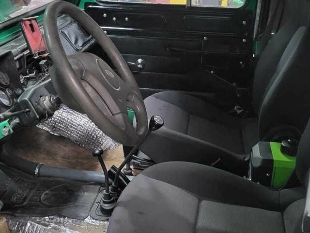 Зеленый ЛуАЗ 969 Волинь, объемом двигателя 2 л и пробегом 1000 тыс. км за 5000 $, фото 5 на Automoto.ua