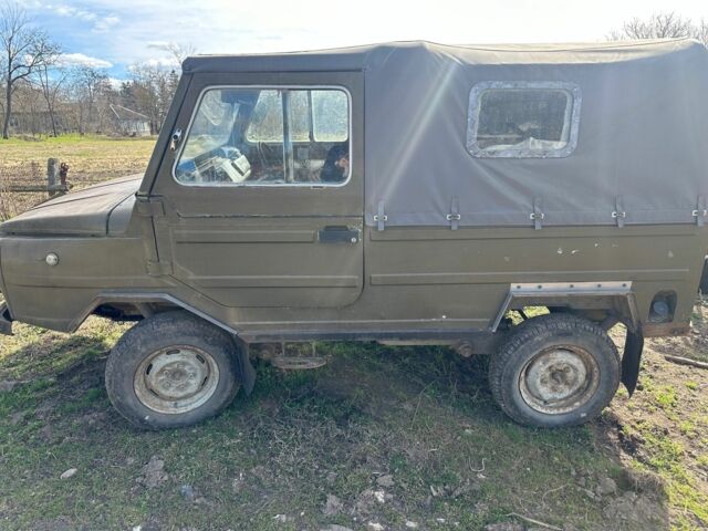 Зелений ЛуАЗ 969 Волинь, об'ємом двигуна 1.2 л та пробігом 80 тис. км за 1000 $, фото 7 на Automoto.ua