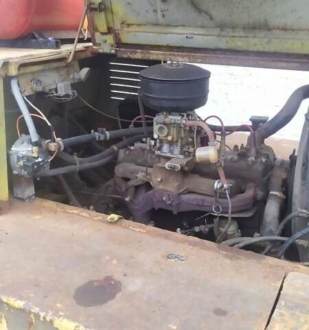 Желтый Львовский погрузчик 40814, объемом двигателя 3.48 л и пробегом 100 тыс. км за 3150 $, фото 10 на Automoto.ua