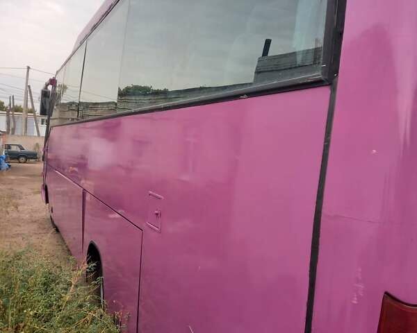 Красный МАН 10.220, объемом двигателя 6.87 л и пробегом 150 тыс. км за 6200 $, фото 4 на Automoto.ua