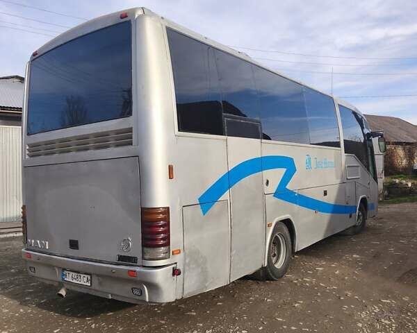 Серый МАН 11.220, объемом двигателя 6.9 л и пробегом 600 тыс. км за 13500 $, фото 1 на Automoto.ua