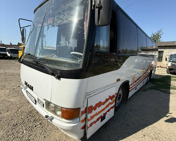 Белый МАН 11.230, объемом двигателя 6.7 л и пробегом 10 тыс. км за 6500 $, фото 2 на Automoto.ua