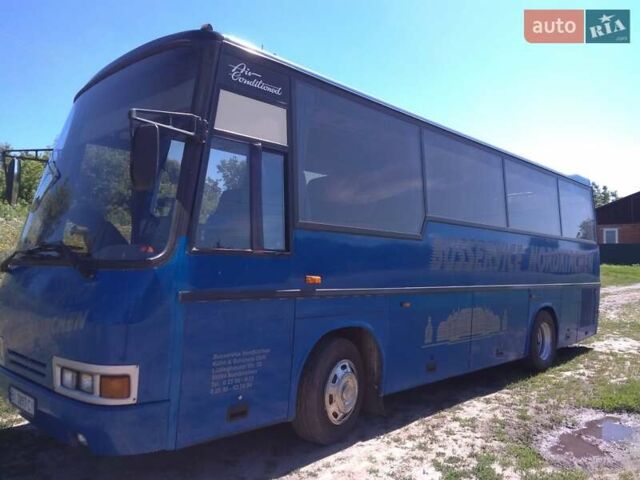 Синий МАН 11.230, объемом двигателя 6.87 л и пробегом 500 тыс. км за 10000 $, фото 2 на Automoto.ua