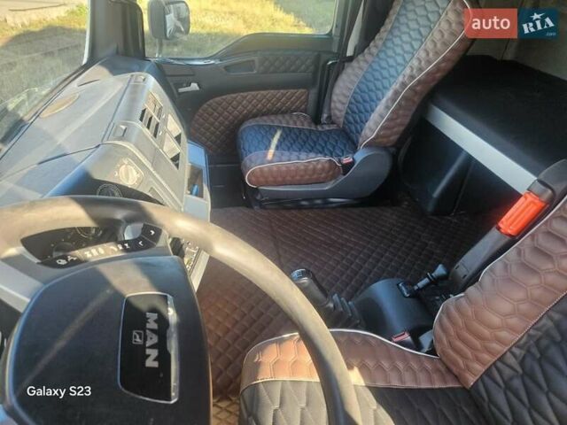 МАН 12.220 2011 в Харькове на Automoto.ua Белый МАН 12.220, объемом двигателя 4.6 л и пробегом 980 тыс. км за 25000 $, фото 7 на Automoto.ua
