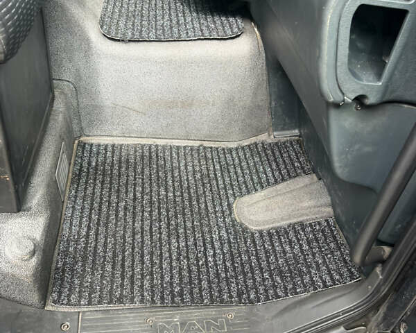 МАН 12.224 2013 в Умани на Automoto.ua МАН 12.224, объемом двигателя 0 л и пробегом 550 тыс. км за 36999 $, фото 7 на Automoto.ua