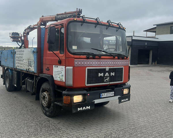 Красный МАН 12.163, объемом двигателя 6 л и пробегом 480 тыс. км за 15500 $, фото 2 на Automoto.ua