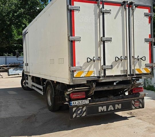 Білий МАН 14.225, об'ємом двигуна 6.87 л та пробігом 450 тис. км за 13000 $, фото 1 на Automoto.ua