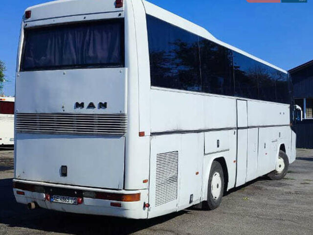 Белый МАН 16.360, объемом двигателя 11.97 л и пробегом 500 тыс. км за 5600 $, фото 3 на Automoto.ua