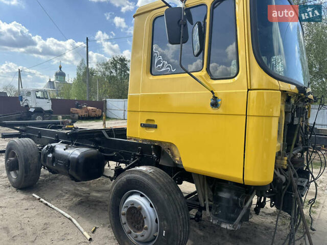 МАН 18, объемом двигателя 6.9 л и пробегом 400 тыс. км за 15000 $, фото 1 на Automoto.ua