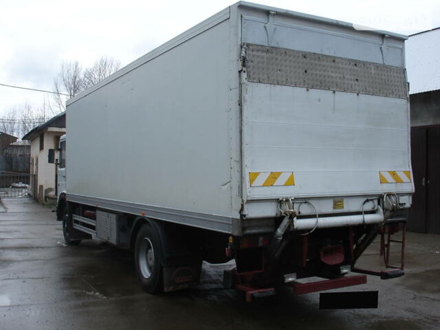 Белый МАН 18.220, объемом двигателя 6.9 л и пробегом 490 тыс. км за 4500 $, фото 2 на Automoto.ua