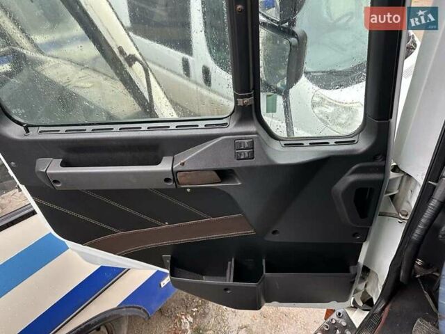 Білий МАН 18.220, об'ємом двигуна 6.87 л та пробігом 737 тис. км за 10400 $, фото 8 на Automoto.ua