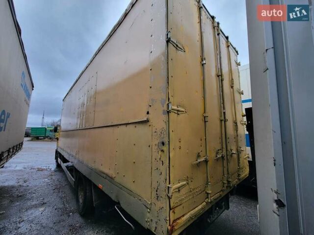 Желтый МАН 18.220, объемом двигателя 6.9 л и пробегом 742 тыс. км за 8000 $, фото 4 на Automoto.ua