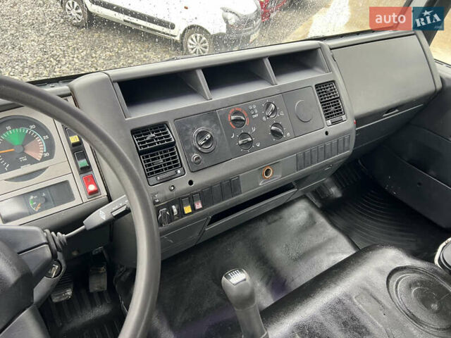 Серый МАН 18.220, объемом двигателя 6.87 л и пробегом 300 тыс. км за 29999 $, фото 16 на Automoto.ua