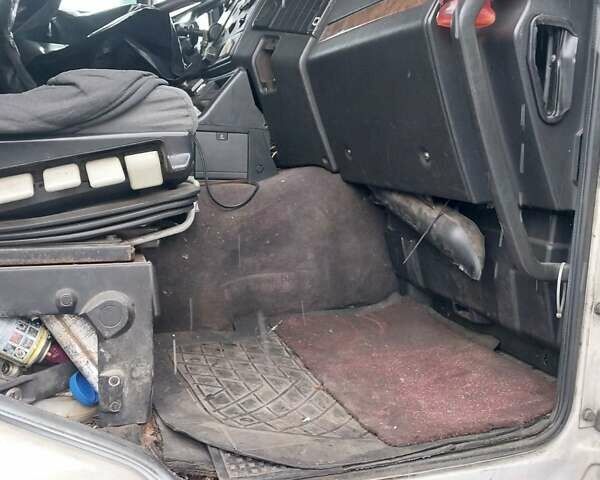 Белый МАН 18.224, объемом двигателя 6.87 л и пробегом 437 тыс. км за 8900 $, фото 6 на Automoto.ua