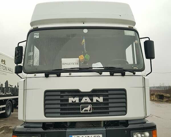 Белый МАН 18.224, объемом двигателя 6.9 л и пробегом 500 тыс. км за 14200 $, фото 2 на Automoto.ua