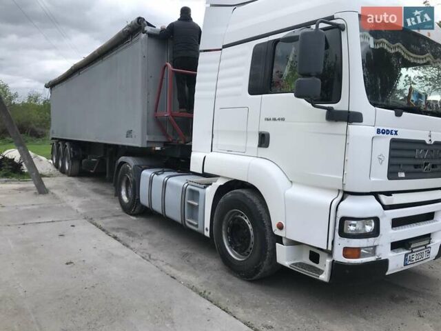 Белый МАН 18.410, объемом двигателя 11.97 л и пробегом 400 тыс. км за 29000 $, фото 1 на Automoto.ua