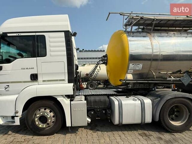 Белый МАН 18.440, объемом двигателя 0 л и пробегом 800 тыс. км за 16000 $, фото 5 на Automoto.ua