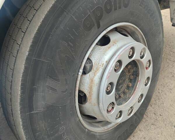 Белый МАН 18.440, объемом двигателя 10.52 л и пробегом 746 тыс. км за 13300 $, фото 5 на Automoto.ua