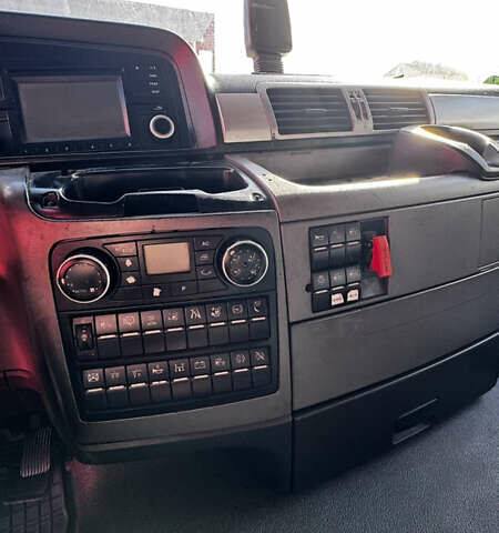 Белый МАН 18.440, объемом двигателя 12.42 л и пробегом 1 тыс. км за 19999 $, фото 8 на Automoto.ua