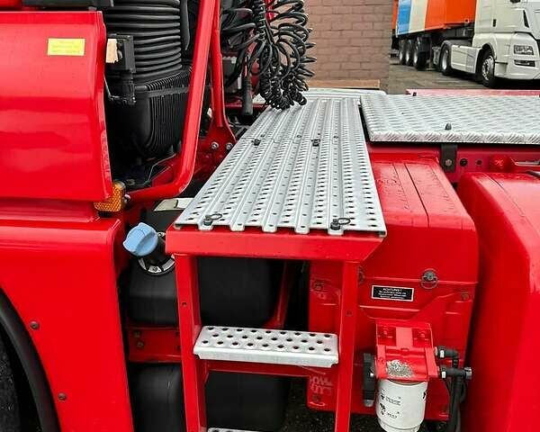 Красный МАН 18.440, объемом двигателя 12.4 л и пробегом 763 тыс. км за 40000 $, фото 5 на Automoto.ua