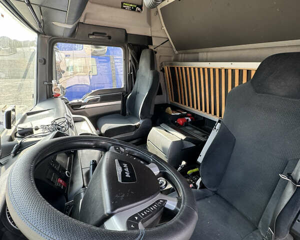 МАН 18.440, объемом двигателя 12.4 л и пробегом 866 тыс. км за 18000 $, фото 5 на Automoto.ua