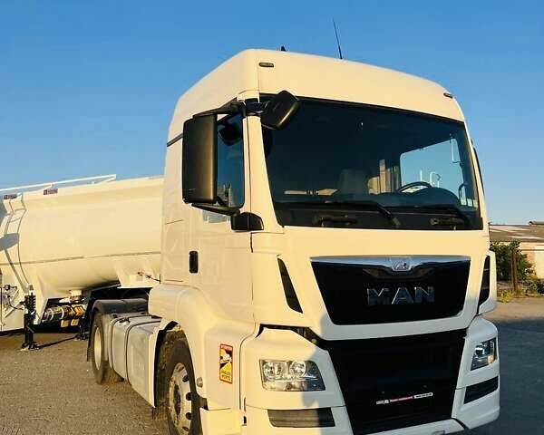 МАН 18.440, объемом двигателя 12.42 л и пробегом 439 тыс. км за 28022 $, фото 1 на Automoto.ua