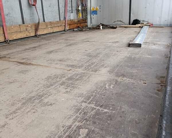 Белый МАН 18.480, объемом двигателя 12.42 л и пробегом 942 тыс. км за 36000 $, фото 1 на Automoto.ua