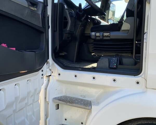 Белый МАН 18.480, объемом двигателя 12.42 л и пробегом 769 тыс. км за 22000 $, фото 15 на Automoto.ua