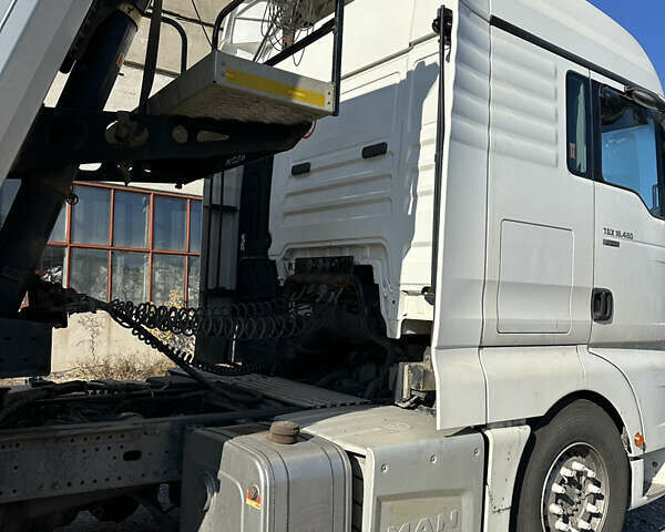 Белый МАН 18.480, объемом двигателя 12.42 л и пробегом 670 тыс. км за 31000 $, фото 2 на Automoto.ua