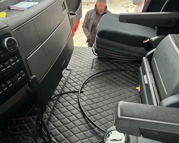 МАН 18.480 2012 у Каменце-Подольском на Automoto.ua Червоний МАН 18.480, об'ємом двигуна 12.8 л та пробігом 1 тис. км за 28300 $, фото 6 на Automoto.ua