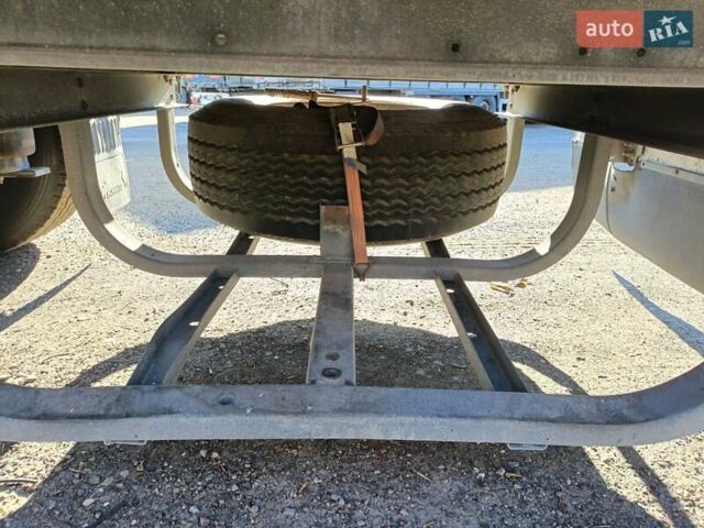 Синий МАН 18.480, объемом двигателя 12 л и пробегом 650 тыс. км за 15000 $, фото 2 на Automoto.ua