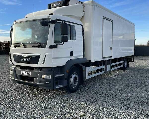 Белый МАН 18.250, объемом двигателя 6.8 л и пробегом 500 тыс. км за 38000 $, фото 7 на Automoto.ua