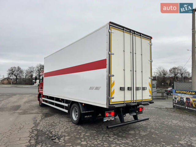 Красный МАН 18.250, объемом двигателя 6.87 л и пробегом 759 тыс. км за 36000 $, фото 9 на Automoto.ua