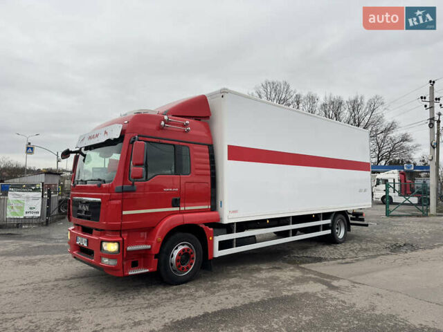 Красный МАН 18.250, объемом двигателя 6.87 л и пробегом 759 тыс. км за 36000 $, фото 2 на Automoto.ua