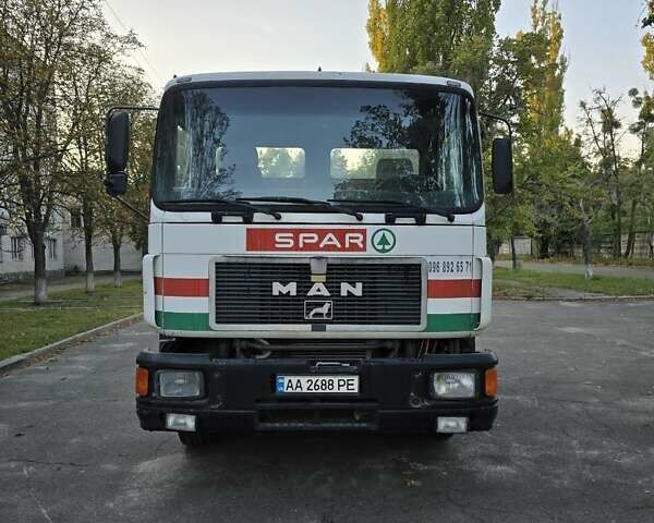 Белый МАН 19.322, объемом двигателя 9.9 л и пробегом 85 тыс. км за 20500 $, фото 6 на Automoto.ua