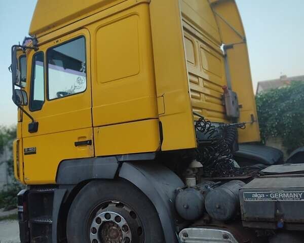 Желтый МАН 19.403, объемом двигателя 7.7 л и пробегом 100 тыс. км за 6500 $, фото 1 на Automoto.ua