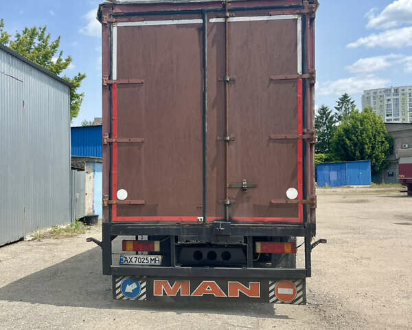 Красный МАН 25.285, объемом двигателя 6.87 л и пробегом 800 тыс. км за 15000 $, фото 3 на Automoto.ua
