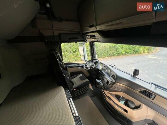 Белый МАН 26, объемом двигателя 12.5 л и пробегом 619 тыс. км за 68027 $, фото 17 на Automoto.ua