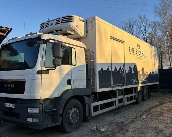 Белый МАН 26.293, объемом двигателя 6.87 л и пробегом 770 тыс. км за 42000 $, фото 1 на Automoto.ua