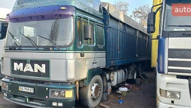 Зеленый МАН 26.400, объемом двигателя 0 л и пробегом 1000 тыс. км за 9000 $, фото 1 на Automoto.ua