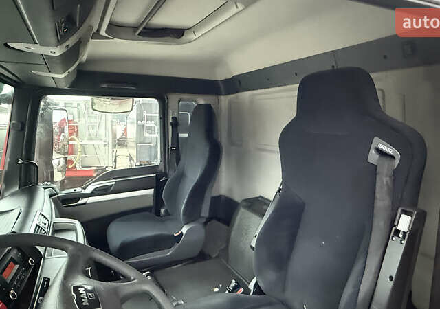 МАН 26.440, объемом двигателя 12.5 л и пробегом 830 тыс. км за 42012 $, фото 12 на Automoto.ua