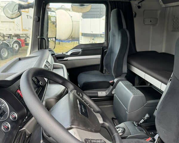 МАН 26.440, объемом двигателя 0 л и пробегом 10 тыс. км за 17195 $, фото 19 на Automoto.ua